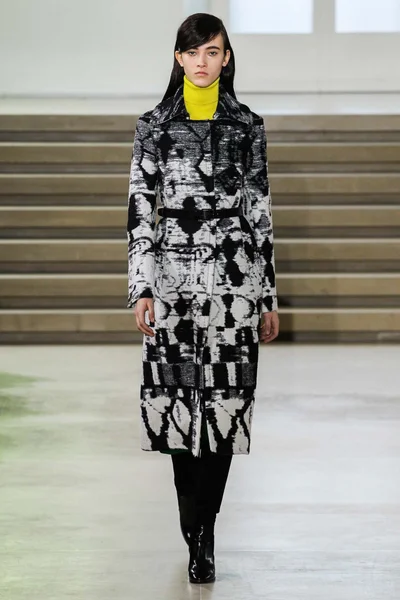 Look 39